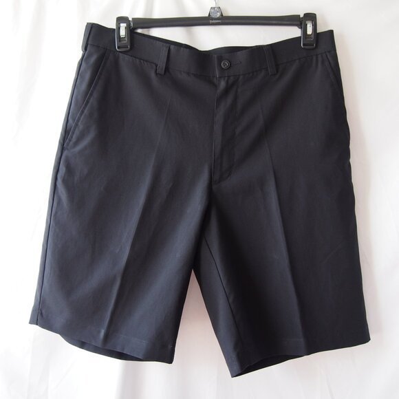 PGA Tour Golf  Black Shorts Mens 34 - Picture 1 of 14